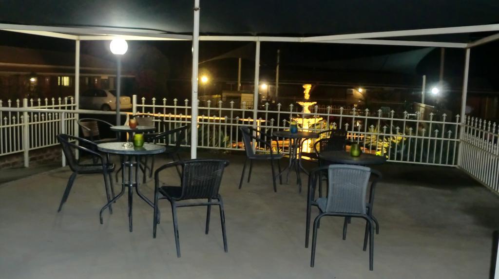 Tooleybuc Motel Buitenkant foto